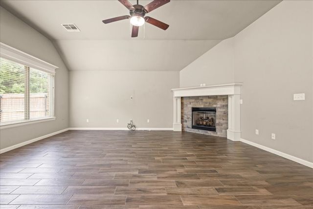1016 NW 191st Street, Edmond, OK 73012