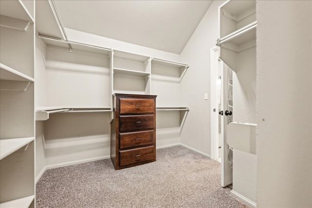 1016 NW 191st Street, Edmond, OK 73012