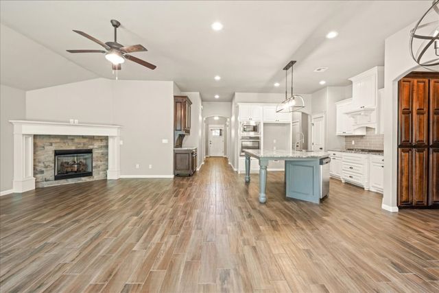 1016 NW 191st Street, Edmond, OK 73012