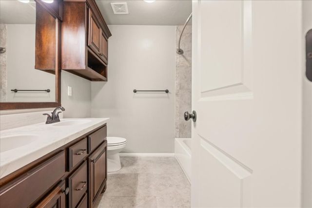 1016 NW 191st Street, Edmond, OK 73012