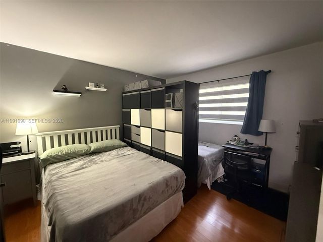 14900 SW 82nd Ter 14-205, Miami, FL 33193