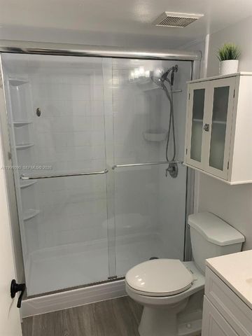 14900 SW 82nd Ter 14-205, Miami, FL 33193