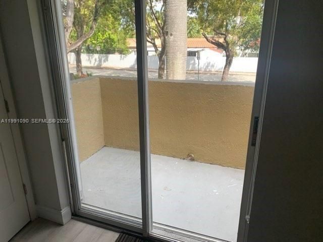 14900 SW 82nd Ter 14-205, Miami, FL 33193