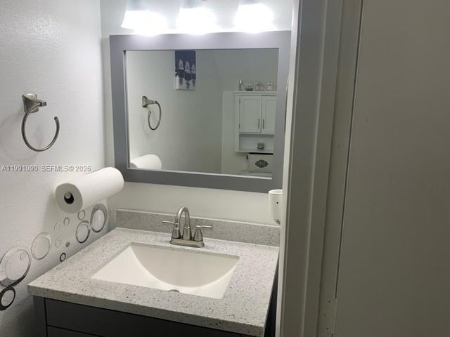 14900 SW 82nd Ter 14-205, Miami, FL 33193