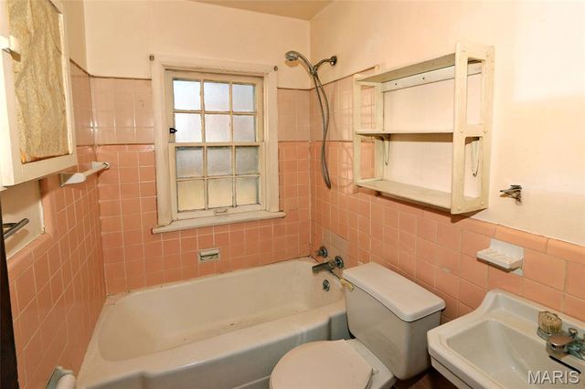 3516-18 Saint Luke, St Ann, MO 63074