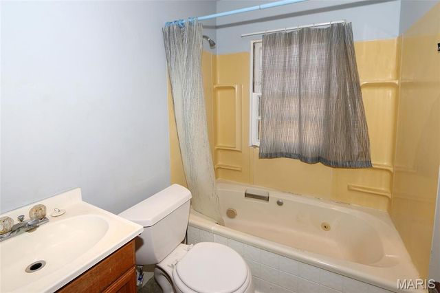 3516-18 Saint Luke, St Ann, MO 63074