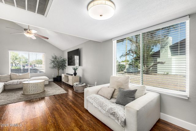 1727 S SYCAMORE --, Mesa, AZ 85202