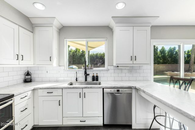 1727 S SYCAMORE --, Mesa, AZ 85202