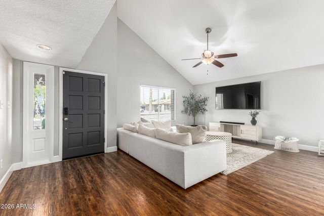 1727 S SYCAMORE --, Mesa, AZ 85202