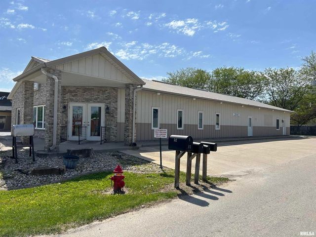 512 1ST Avenue 3, Colona, IL 61241