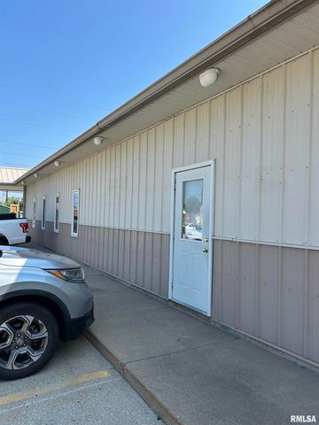 512 1ST Avenue 3, Colona, IL 61241