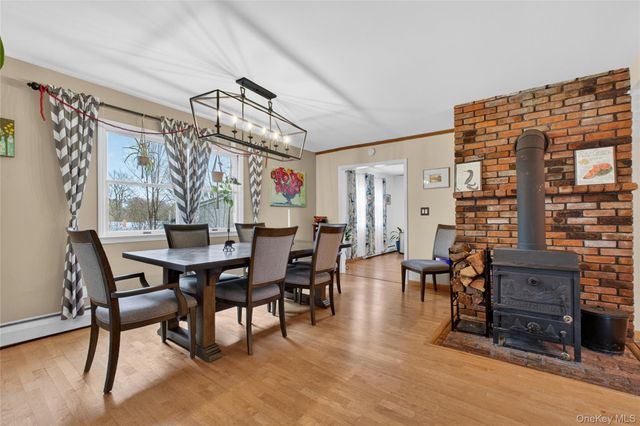 22 Blossom Hill Drive, Marlboro, NY 12542