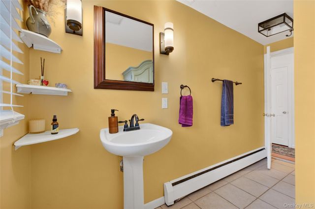 22 Blossom Hill Drive, Marlboro, NY 12542