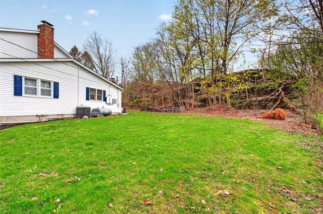 22 Blossom Hill Drive, Marlboro, NY 12542