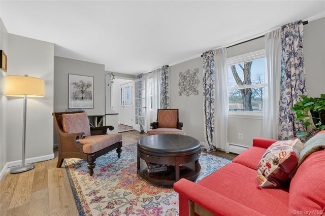 22 Blossom Hill Drive, Marlboro, NY 12542