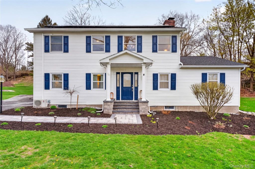 22 Blossom Hill Drive, Marlboro, NY 12542