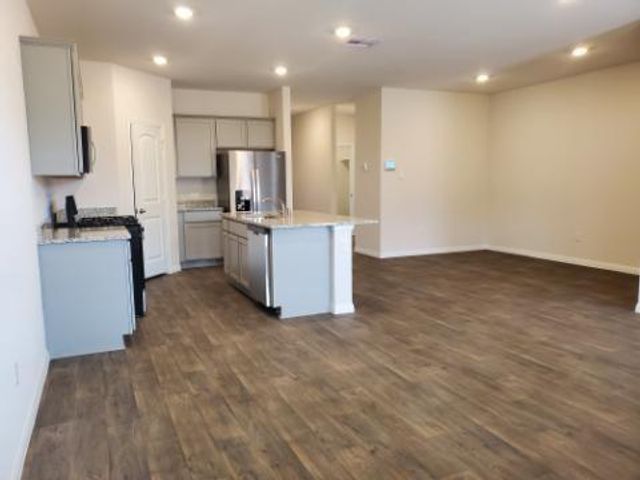245 Possum Kingdom DR, Kyle, TX 78640
