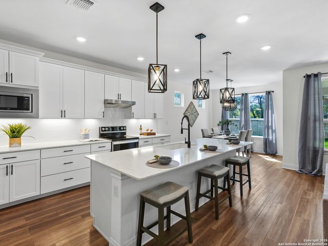 125 Slenderleaf, Marble Falls, TX 78654