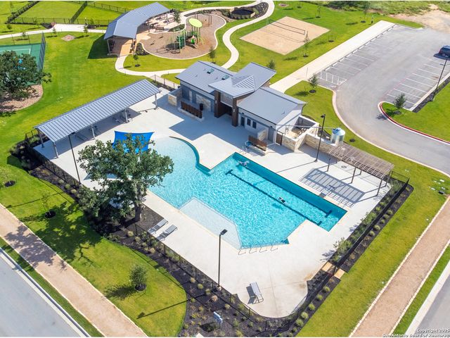 125 Slenderleaf, Marble Falls, TX 78654