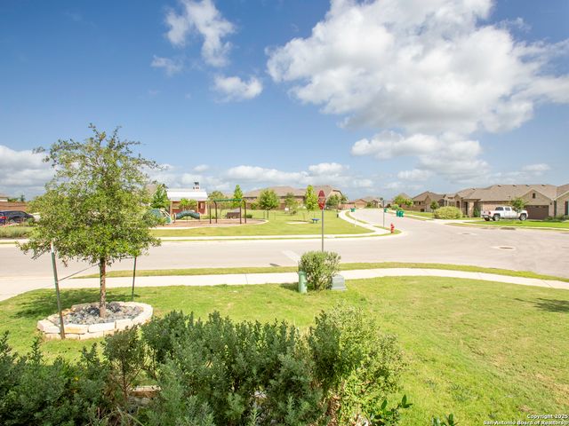 125 Slenderleaf, Marble Falls, TX 78654