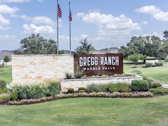 125 Slenderleaf, Marble Falls, TX 78654