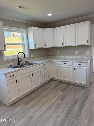 1000 Grindstaff Avenue, Elizabethton, TN 37643