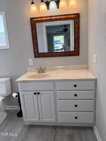 1000 Grindstaff Avenue, Elizabethton, TN 37643