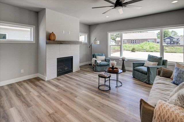 6607 Grouse Woods Road, Deforest, WI 53532