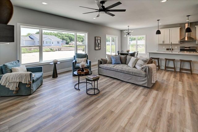 6607 Grouse Woods Road, Deforest, WI 53532