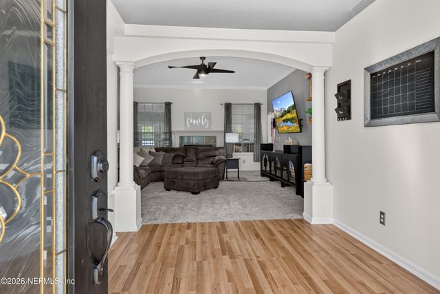2912 SOUTHBANK Circle, Green Cove Springs, FL 32043
