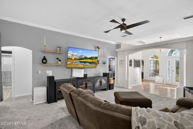 2912 SOUTHBANK Circle, Green Cove Springs, FL 32043