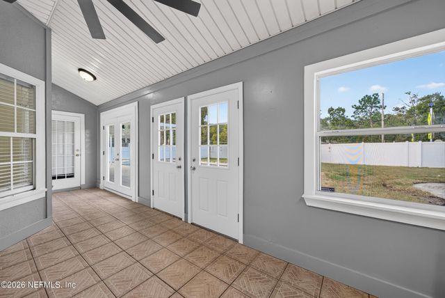 2912 SOUTHBANK Circle, Green Cove Springs, FL 32043
