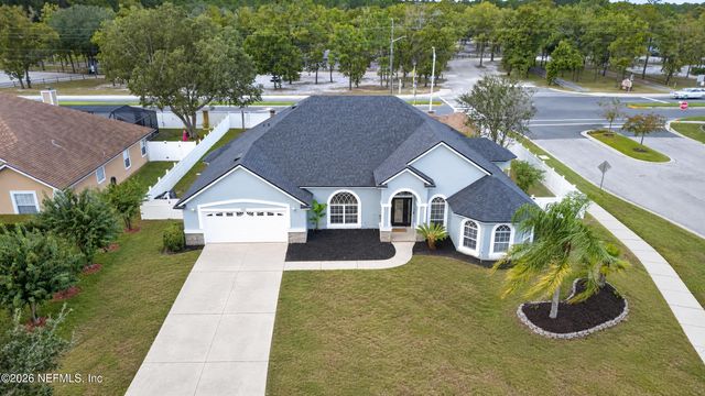 2912 SOUTHBANK Circle, Green Cove Springs, FL 32043
