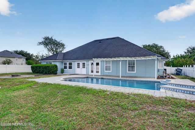 2912 SOUTHBANK Circle, Green Cove Springs, FL 32043