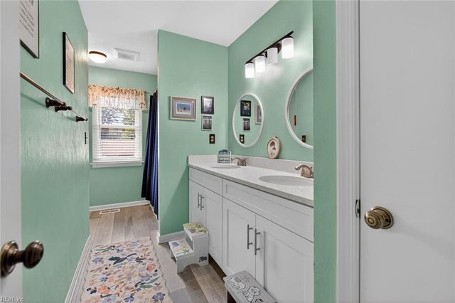 517 Boswell CT, Virginia Beach, VA 23452