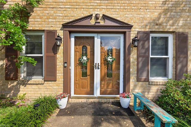 517 Boswell CT, Virginia Beach, VA 23452
