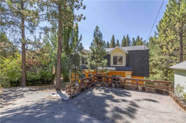 526 Catalina Road, Big Bear Lake, CA 92315