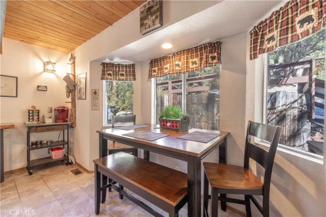 526 Catalina Road, Big Bear Lake, CA 92315