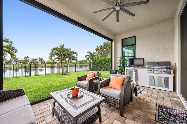 8884 Grand Prix Lane, Boynton Beach, FL 33472