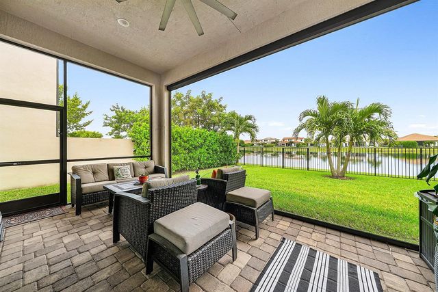 8884 Grand Prix Lane, Boynton Beach, FL 33472