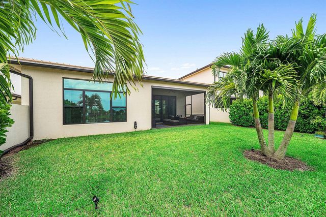 8884 Grand Prix Lane, Boynton Beach, FL 33472