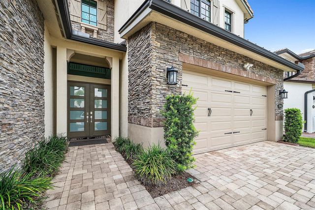 8884 Grand Prix Lane, Boynton Beach, FL 33472
