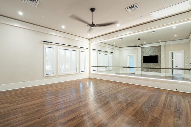 8884 Grand Prix Lane, Boynton Beach, FL 33472