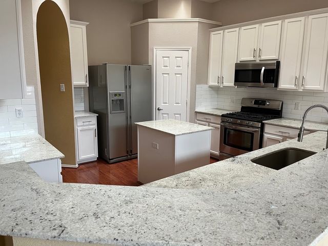 10004 Belfort Drive, Frisco, TX 75035