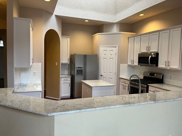 10004 Belfort Drive, Frisco, TX 75035