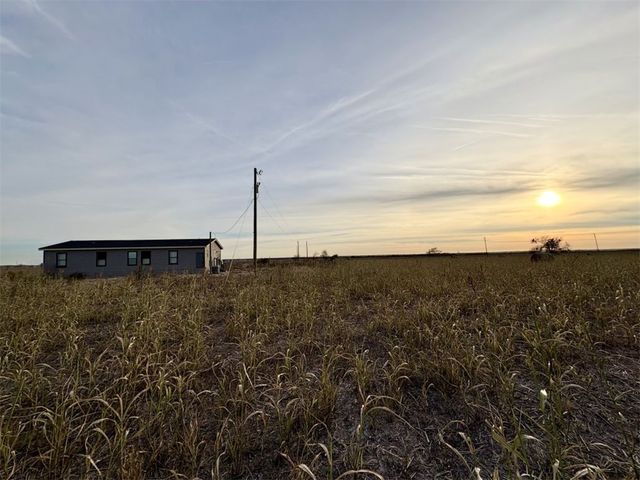 366 County Road 123, Other, TX 76518