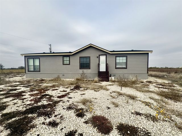 366 County Road 123, Other, TX 76518