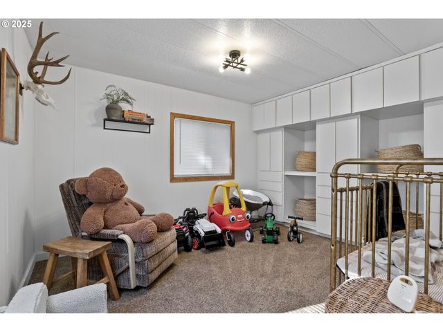 505 W JONES St, Yacolt, WA 98675