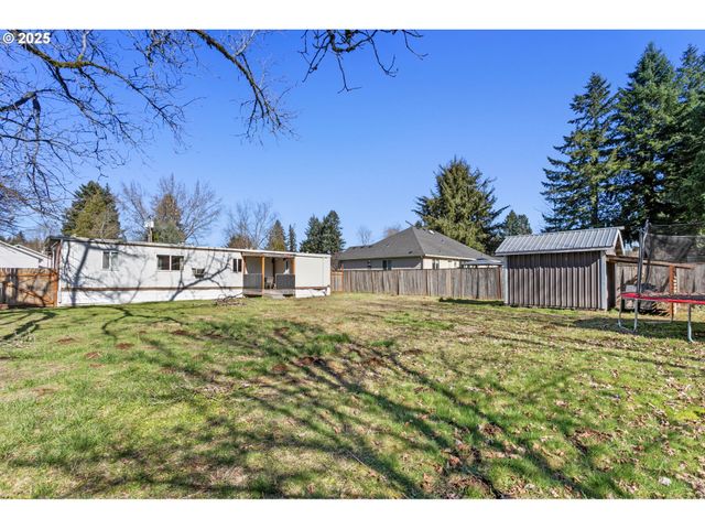 505 W JONES St, Yacolt, WA 98675
