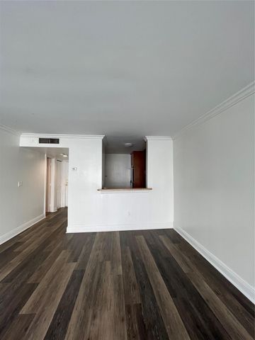 492 NW 165th Street Road, Miami, FL 33169